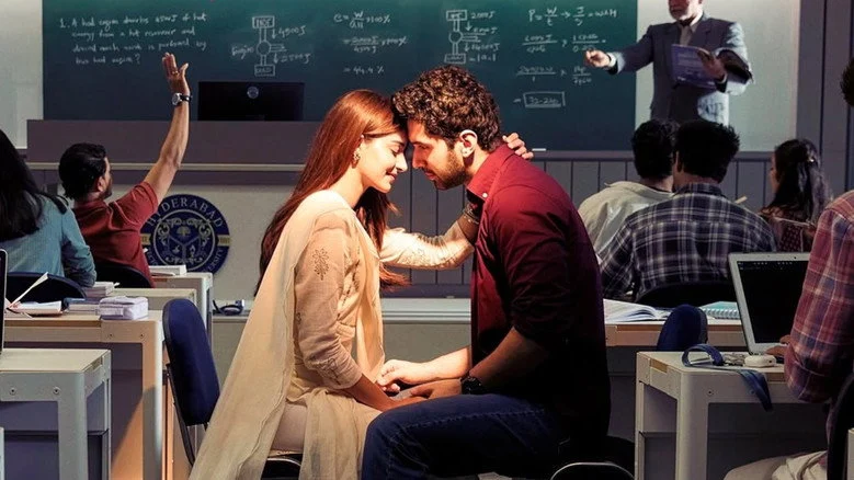 Chand Mera Dil - Vivek Soni's Direction Stays Grounded but Lacks a Distinctive Style